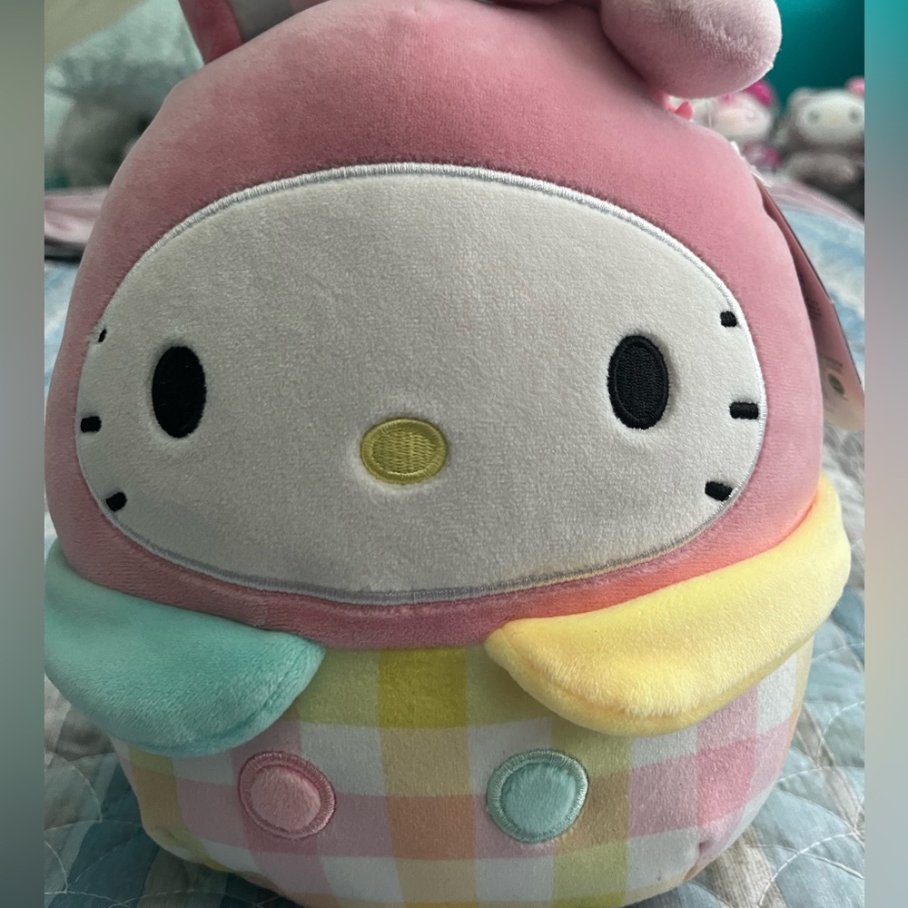 Hello Kitty Easter Squishmallow